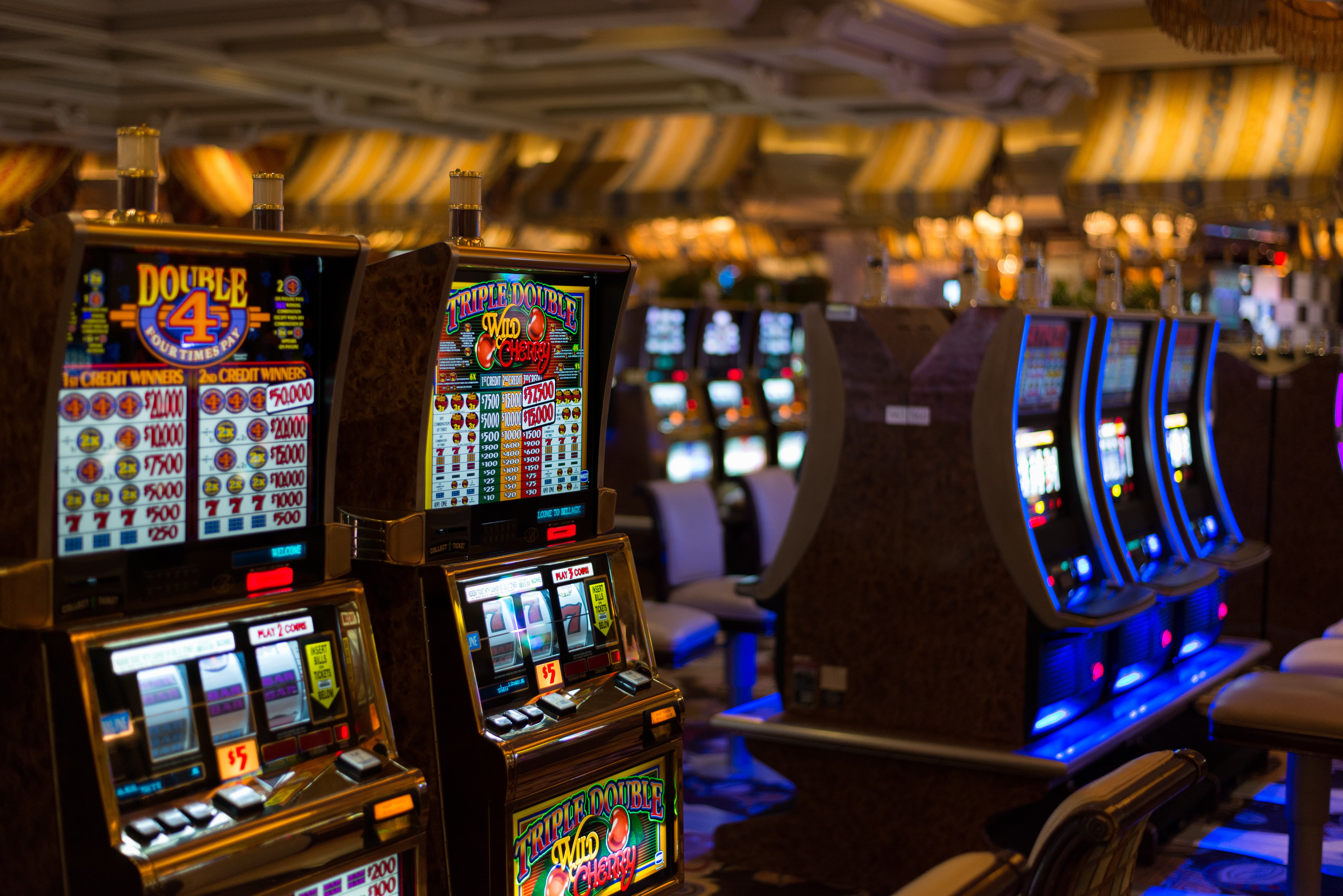 slot machines casino