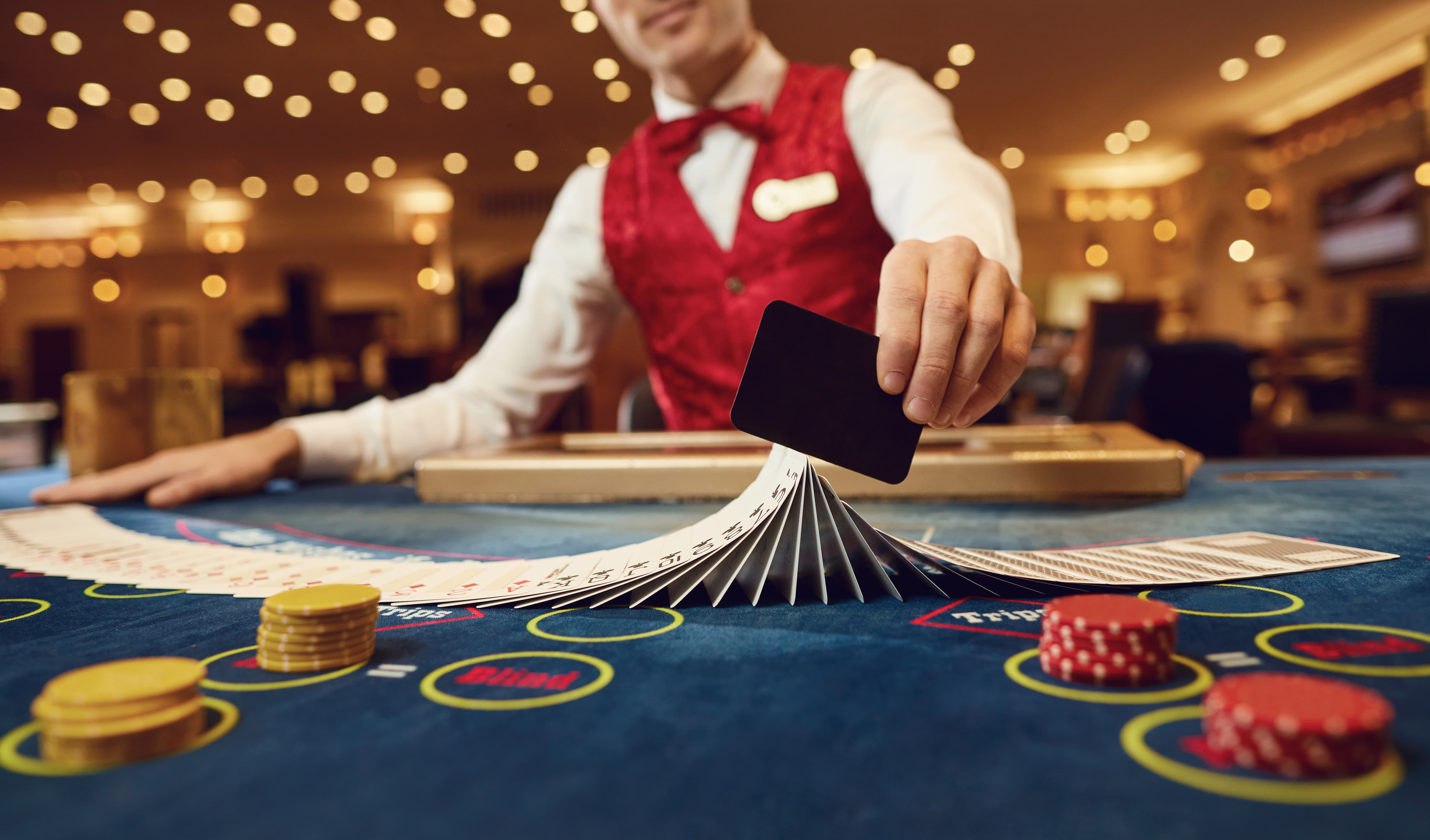 ultimate texas hold'em dealer