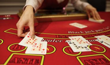 Estas São as Melhores e Piores Mãos Iniciais do Blackjack